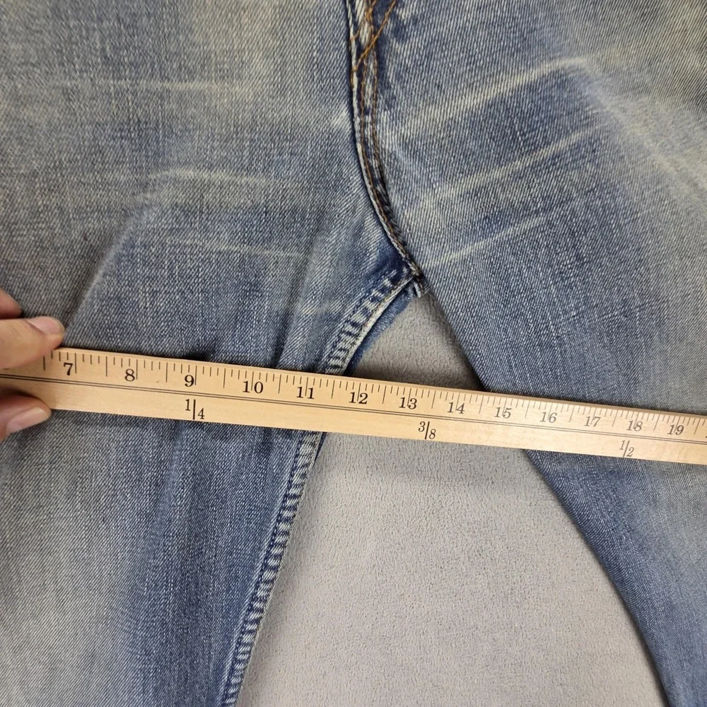 Levis 11864 important